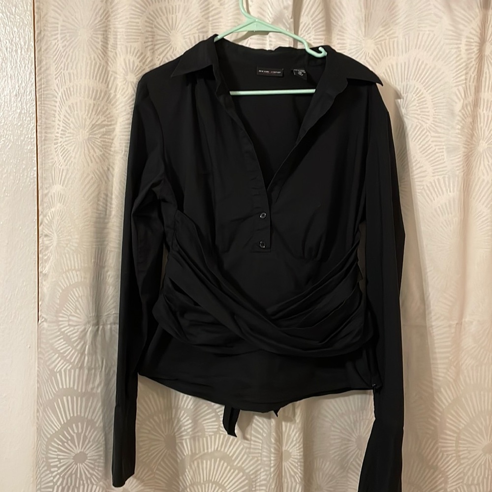 NY & Co black blouse